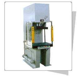 四柱液压机的排热特性是不是关键以及闸阀的危害 四柱液压机的排热特性是不是关键以及闸阀的危害